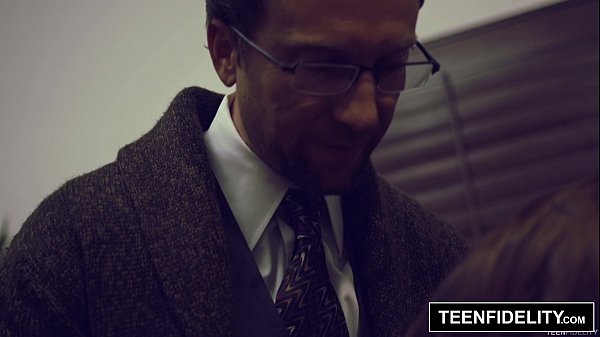 Play MP4 - TEENFIDELITY - Cutie Alaina Dawson Creampied on Teacher's Desk