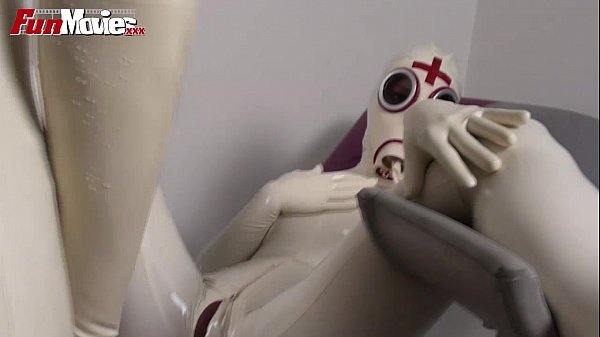 Play MP4 - FUN MOVIES Nurses in latex pissing