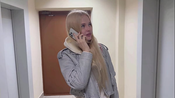 I got the floors mixed up and accidentally entered someone else's apartment 