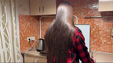 Nonton Young Sexwife Gets A Load Of Thick Cum In Her Mouth thumbnail