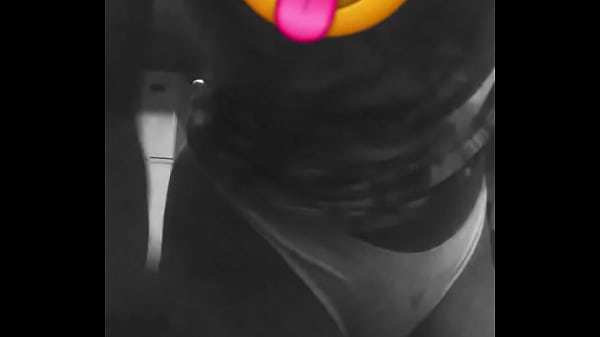 Nonton Aqu&iacute; Estoy Negro thumbnail