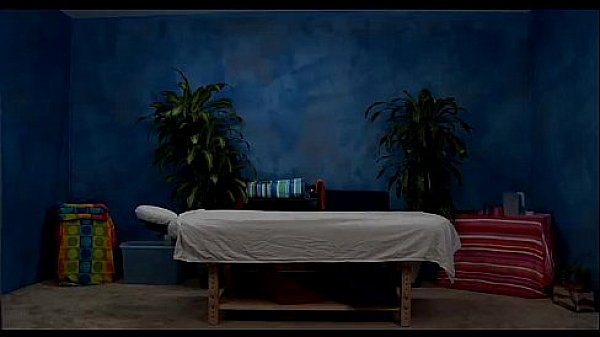 Nonton Perverted Cutie Takes Cock In Face Hole thumbnail