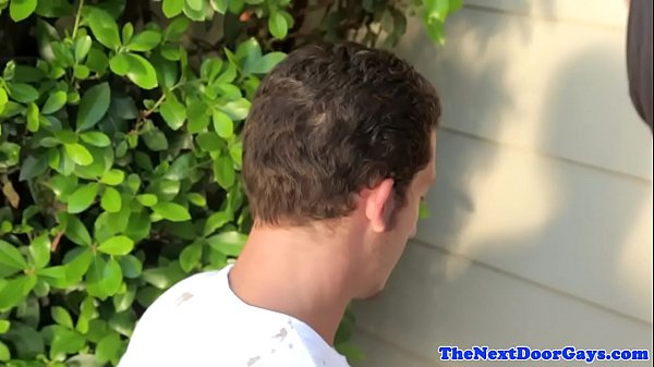 Play MP4 - Athletic handyman assfucked balls deep