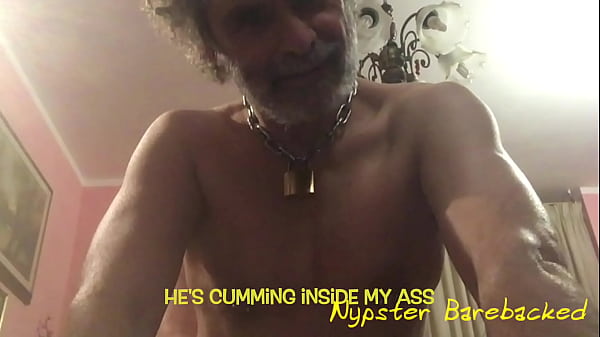 No condom sex between a very old client and a sleazy male prostitute 