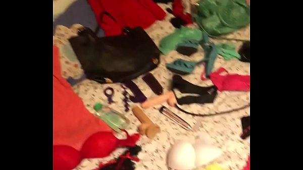 Short cut hair shemale 