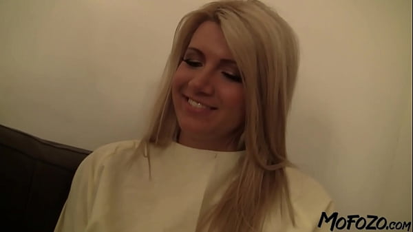 Blonde amateur has a sex addiction