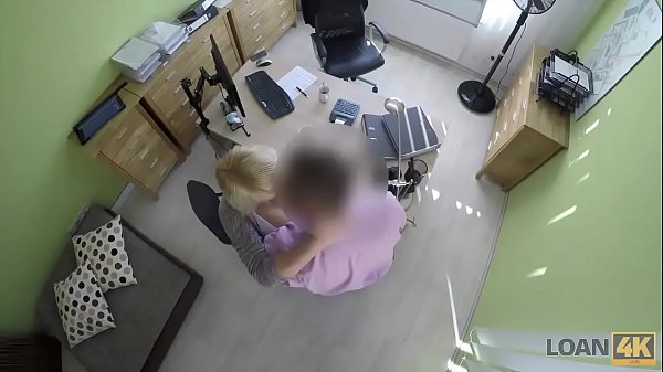 Play MP4 - LOAN4K&period; Miss blonde a des relations sexuelles pour de largent avec un bel agent de credit
