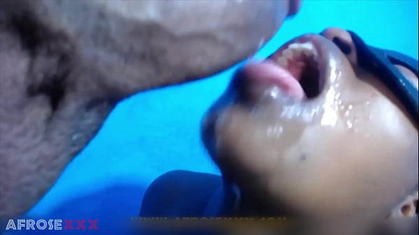 Play MP4 - Ebony girl giving me sloppy head next to her mom