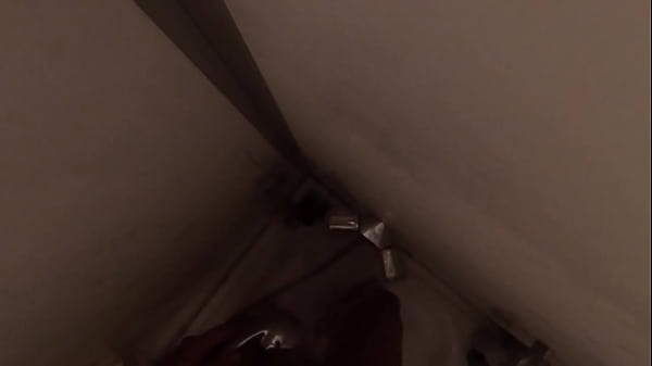 StiefSchwester erwischt Bruder und wird scharf.