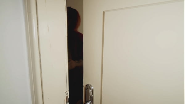 Nonton Step Mom Catches Me Watching And Invites Me In To Fuck Her Raw thumbnail