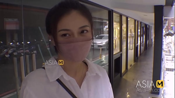 Play MP4 - ModelMedia Asia-Pick Up On The Street-Song Nan Yi-MDAG-0002-Best Original Asia Porn Video