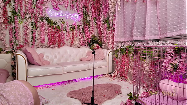 The nasty life ep 7 della cate comes thru to nade nasty's pink room for some fun 