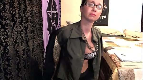 Hot Slim Amateur Milf rubbing her pussyon cam - "pussyoncam.website"