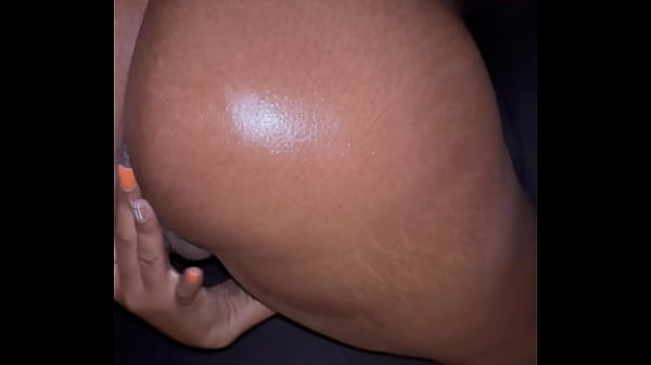 Play MP4 - Amateur Ebony Couple &ast;BACKSHOTS&ast; Doggy Style gonna do it every time