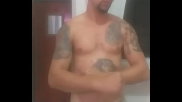 Gosta de uma jeba grande e grossa 