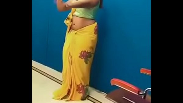 Swathi naidu_sexy dance in saree