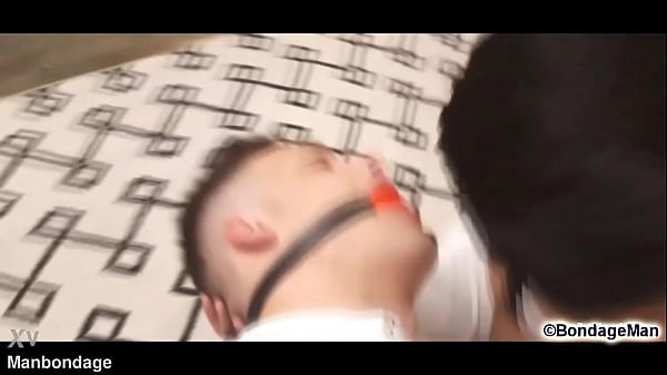 Play MP4 - Axel Franco kissing Sam Decker over the ballgag