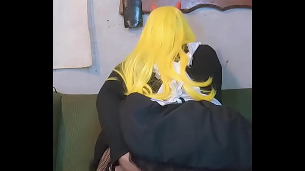 Play MP4 - Una sirvienta muy caliente pt1