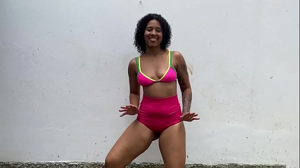 Morena Rabuda Dan&ccedil;ou Funk Peladinha E Depois Se Masturbou At&eacute; Gozar thumbnail