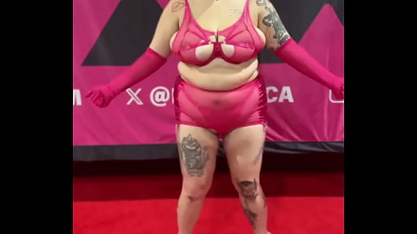 Nonton If Any Folks Are Still In Town From Exxxotica I&rsquo;d Love To Collab Hmu thumbnail