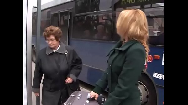 Play MP4 - The amazing tits make the real whore &num; 6