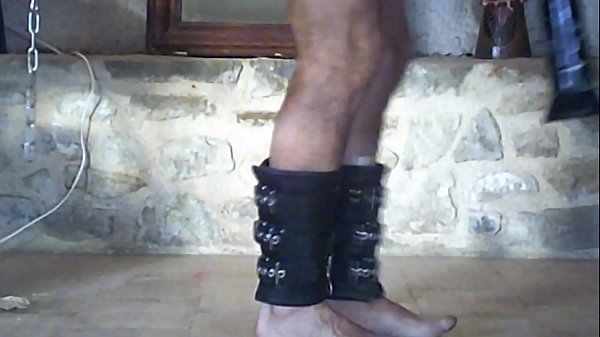 Play MP4 - Gapingman use a balstrecher on the fuckmachine