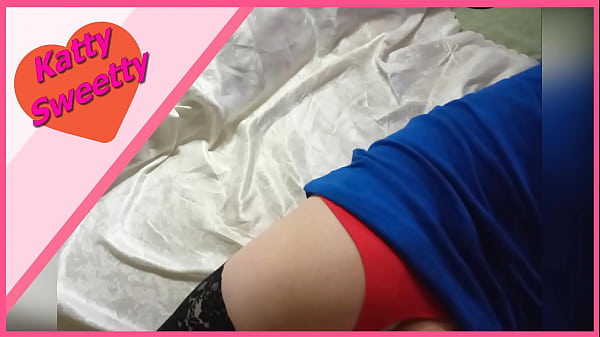 Play MP4 - Katty loves this game