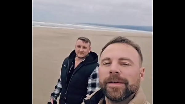 Nonton Having A Few Days Away With Blokewelshxxx1 And The Dogs. We Had A Break In Weather And Got Ourselves Down The Beach, Absol... thumbnail