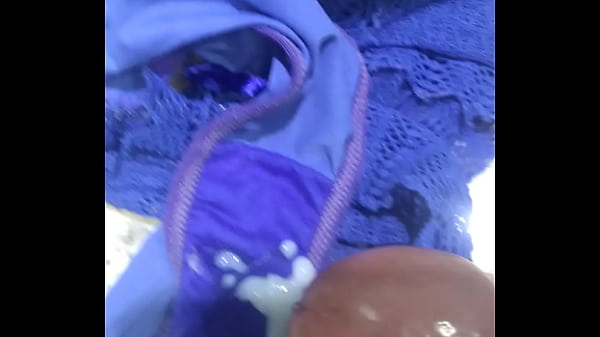 Play MP4 - Gozando na calcinha dela 1