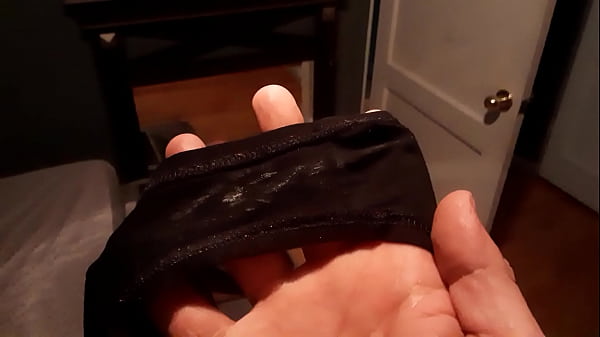 Nonton Sniffing Panties Wet Pussy thumbnail