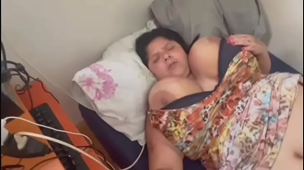 Passei a mãona minha meia irmã e acabei fudendo ela Firegreen2