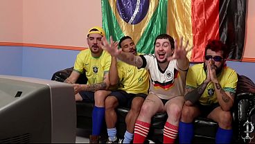 Pr&eacute_via - Jogador Brasileiro Fode Alem&atilde_o Durante a Copa do Mundo 2014 - Cinquenta Tons de Verde e Amarelo Epis&oacute_dio 1