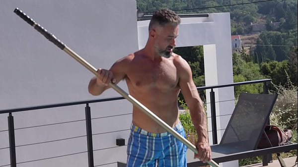 Nonton 4 Some Underwater thumbnail