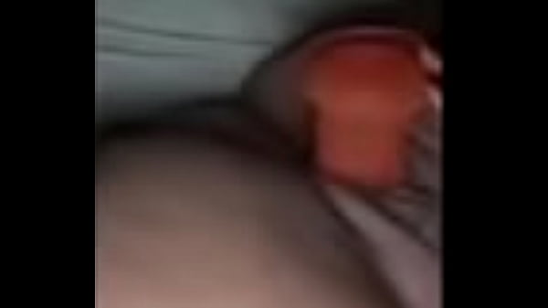 She got a grip on that dildo