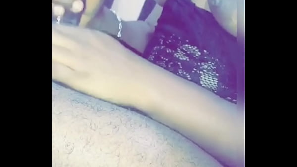 Nonton F77513df-1303-450a-b586-0d6af3a17515.mov thumbnail