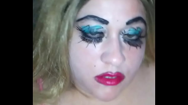 Sexy dolleyes hot chick 