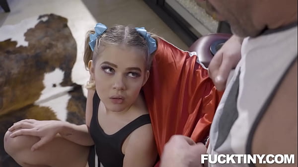 Exxxtra small coco lovelock