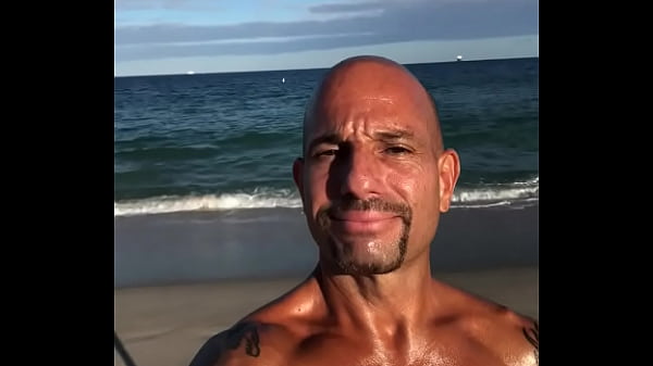 Play MP4 - THE HAPPY PORNSTAR MAXXX LOADZ