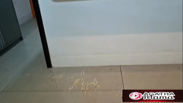 Nonton Agatha Mama Em: P&aacute;scoa Especial A Mama! Ganhei Um Ovo De P&aacute;scoa E Ele Uma Chupada E Buceta thumbnail