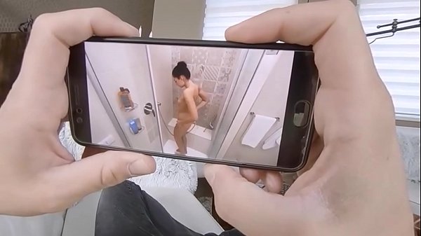 Play MP4 - Bathroom POV sex with Leanne Lace