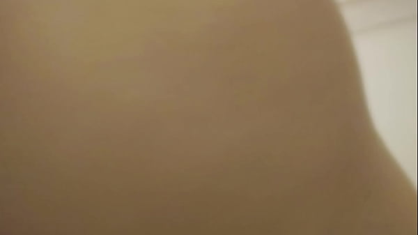 Play MP4 - I managed to fuck a lesbian in Dubai