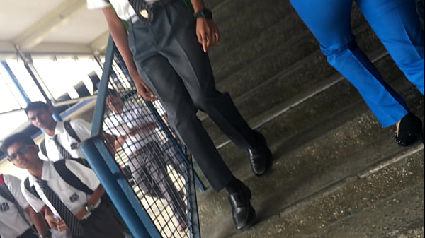 Nonton 022.mov thumbnail