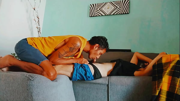 Complaciendolo como le gusta... 