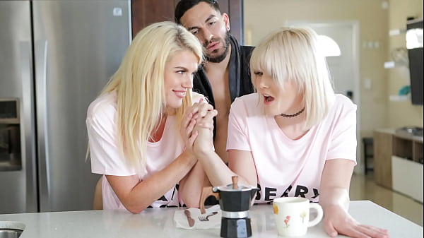 Boyfriend Lets His GirlfriendStepsister Stayat His_Home only Of SheLets Him Freeuse Fuckanytime