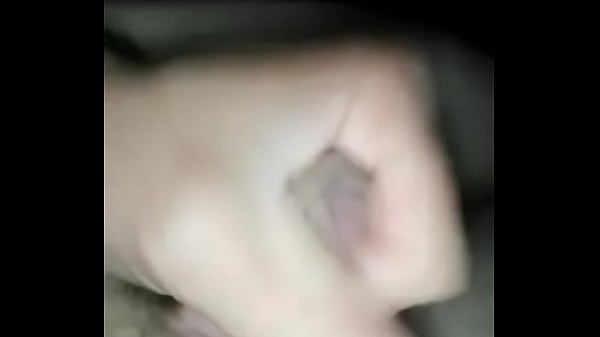 Pajeandose en el carro 