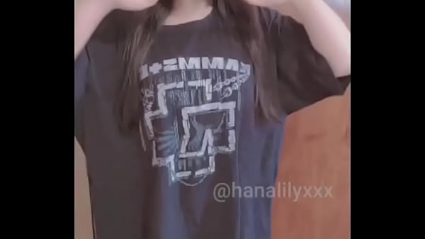 Nonton I Like To Wear Big, Loose, And Old Tshirts When I Feel Comfortable ️maybe I Could Wear Yours? They Would Be Way Too ... thumbnail