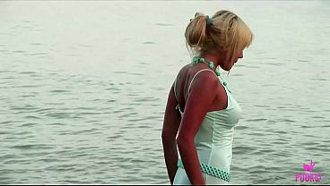 18yo blonde marleny s masturbates her sweet cunt at the beach