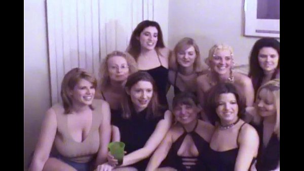 Play MP4 - huge lesbian orgy
