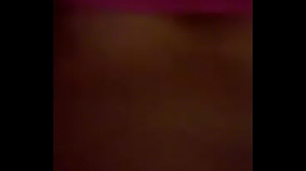 Ana colombiana cogiendo de a perrito