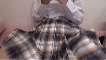 Nonton パート9 急にしゃぶるのを躊躇し出す女の子もいましたが、お小遣いを先に渡しましたのでそこは厳しくしっかりとしゃぶらせます。 thumbnail